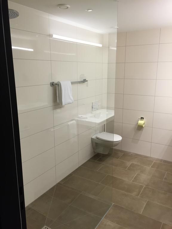Hotel Café Schatz Hohenems Zimmer foto